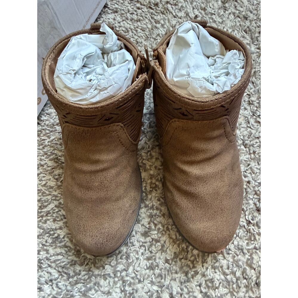 Blowfish Malibu Sielo-T Ankle Boots Youth Brown Suede Laser Cut Zip Booties